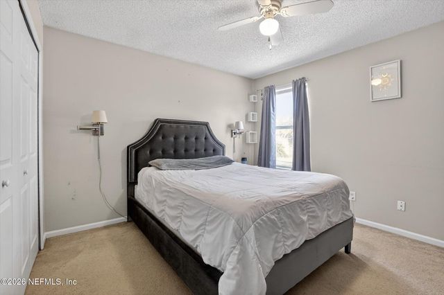 3000 WAVERING Lane, Middleburg, FL 32068