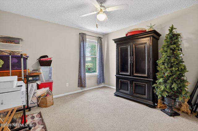 3000 WAVERING Lane, Middleburg, FL 32068