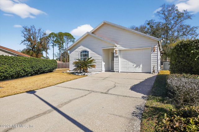 3000 WAVERING Lane, Middleburg, FL 32068