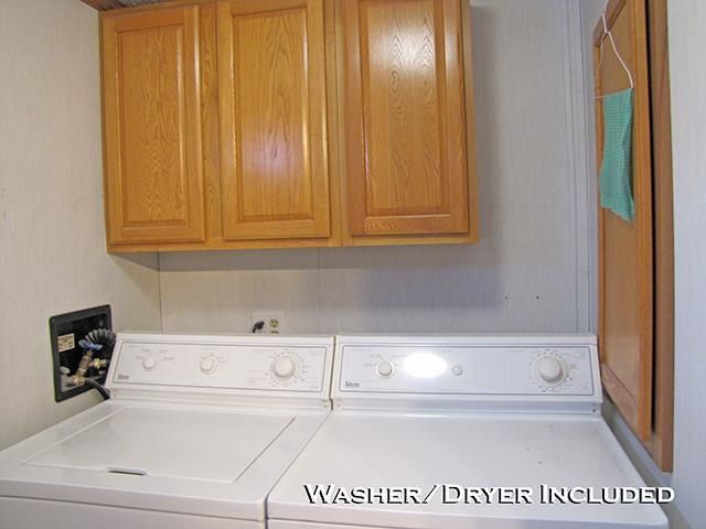 123 East Street, Potosi, WI 53820