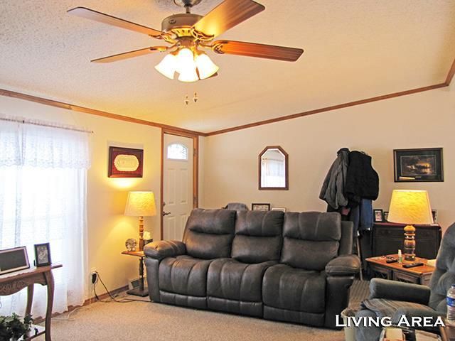 123 East Street, Potosi, WI 53820