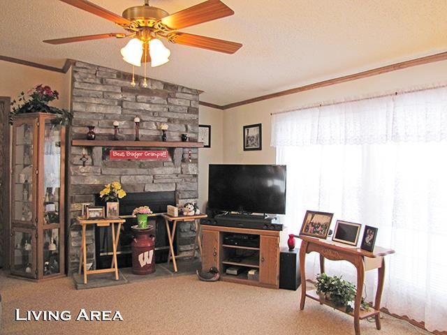 123 East Street, Potosi, WI 53820