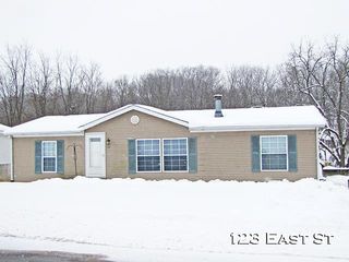 123 East Street, Potosi, WI 53820
