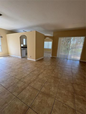 12860 SW 51st St, Miramar, FL 33027