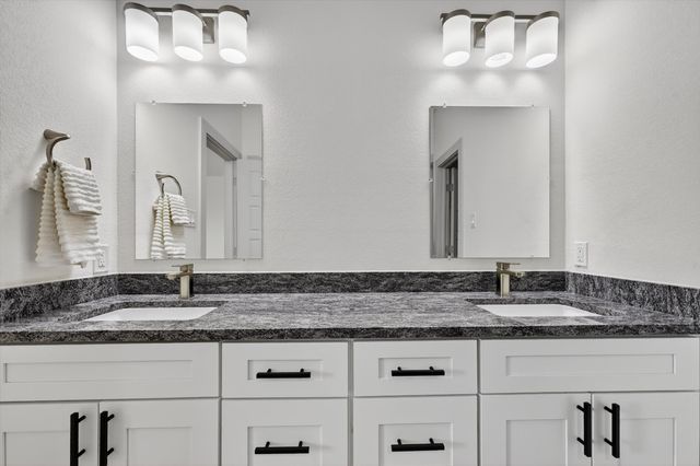 6027 Rivendell Drive, Frisco, TX 75035