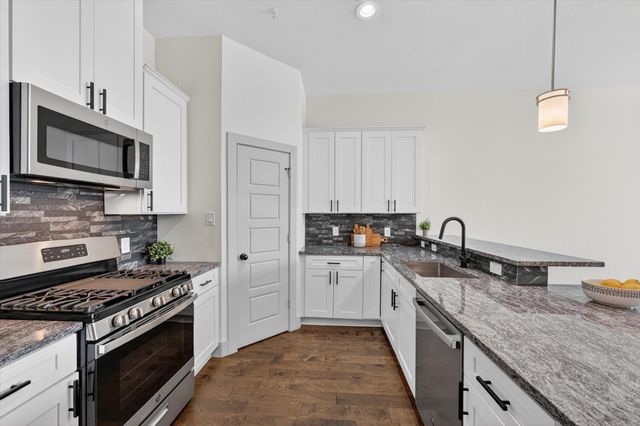 6027 Rivendell Drive, Frisco, TX 75035