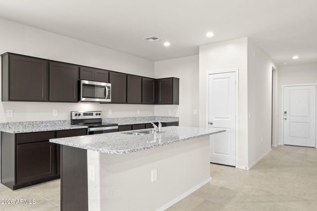 17841 W PALO VERDE Avenue, Waddell, AZ 85355