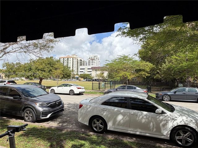 124 Mendoza Ave 2A, Coral Gables, FL 33134