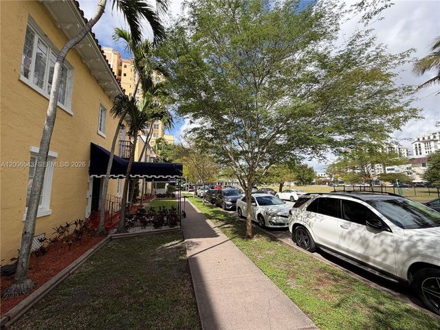 124 Mendoza Ave 2A, Coral Gables, FL 33134