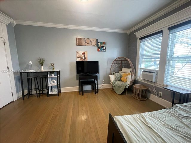 124 Mendoza Ave 2A, Coral Gables, FL 33134