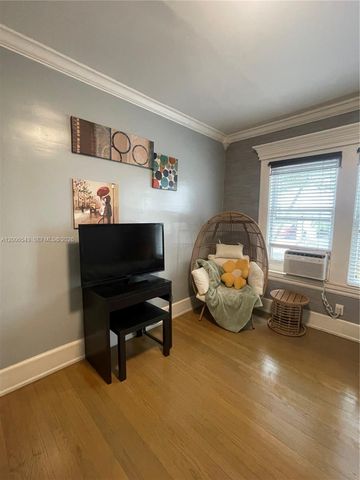 124 Mendoza Ave 2A, Coral Gables, FL 33134