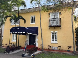 124 Mendoza Ave 2A, Coral Gables, FL 33134