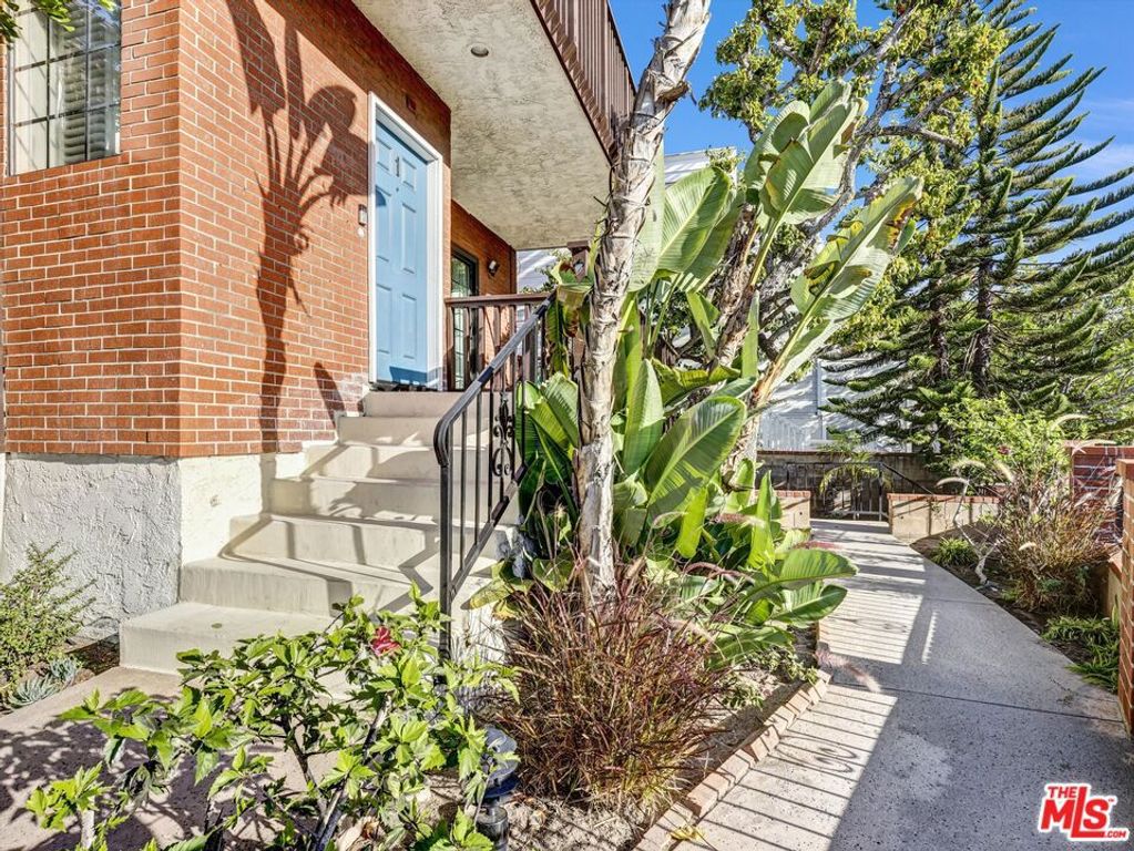 324 N Catalina Avenue 1, Redondo Beach, CA 90277 — exterior