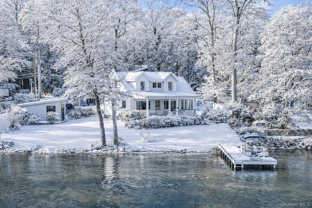 33 Brook Avenue, Hopewell Junction, NY 12533