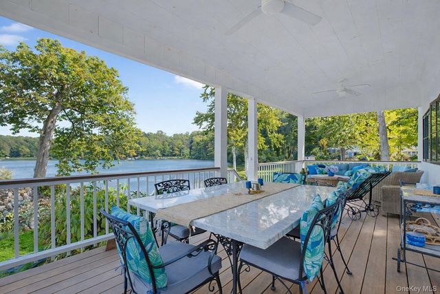 33 Brook Avenue, Hopewell Junction, NY 12533