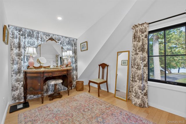 33 Brook Avenue, Hopewell Junction, NY 12533