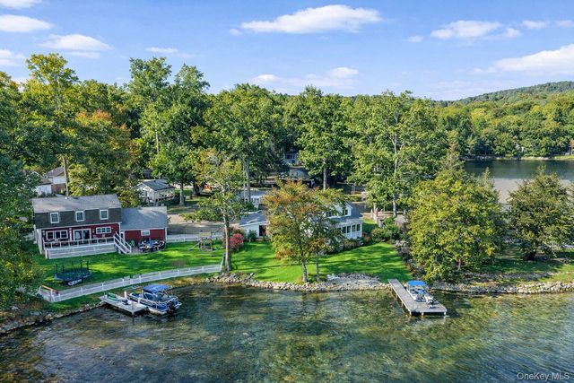 33 Brook Avenue, Hopewell Junction, NY 12533