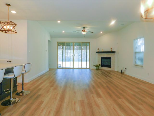 2457 Pinnacle Place, Corinth, TX 76210