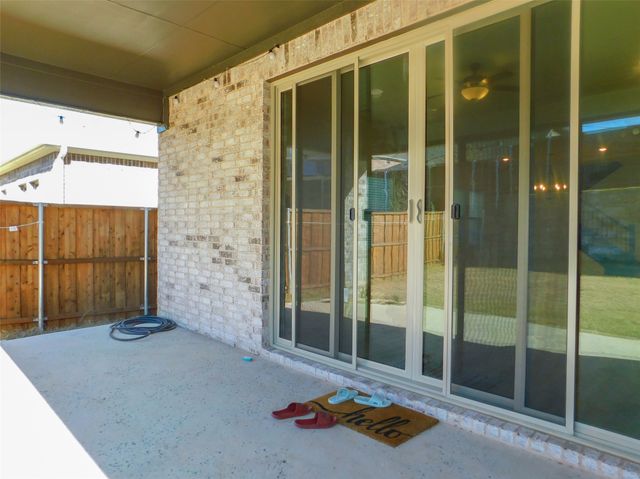 2457 Pinnacle Place, Corinth, TX 76210
