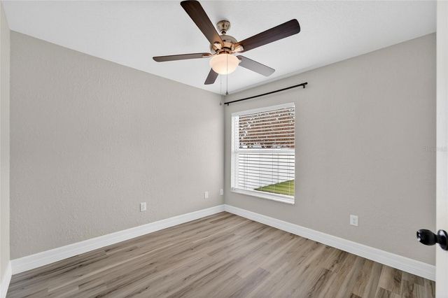 523 NAPA VALLEY CIRCLE, Valrico, FL 33594