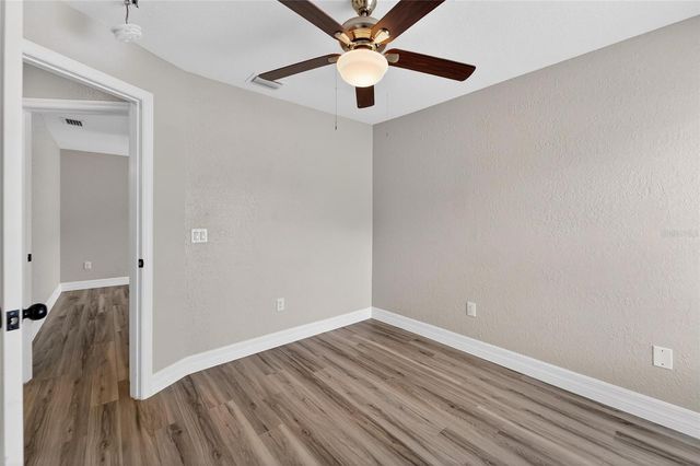 523 NAPA VALLEY CIRCLE, Valrico, FL 33594