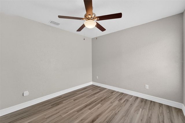 523 NAPA VALLEY CIRCLE, Valrico, FL 33594