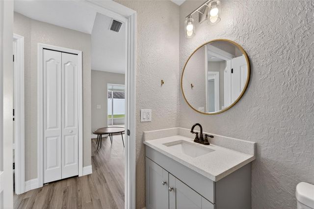 523 NAPA VALLEY CIRCLE, Valrico, FL 33594