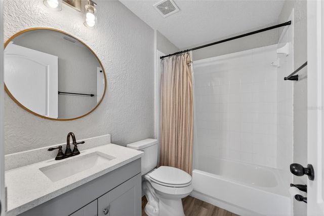 523 NAPA VALLEY CIRCLE, Valrico, FL 33594