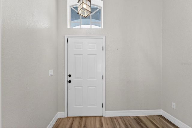 523 NAPA VALLEY CIRCLE, Valrico, FL 33594