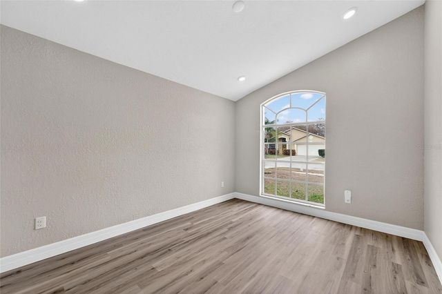 523 NAPA VALLEY CIRCLE, Valrico, FL 33594