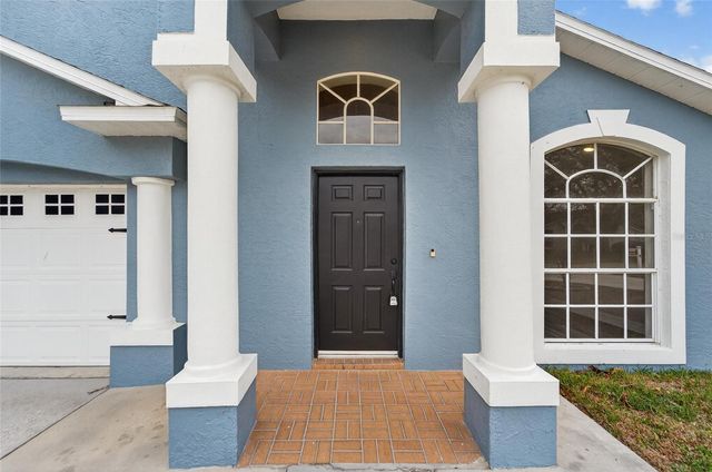 523 NAPA VALLEY CIRCLE, Valrico, FL 33594