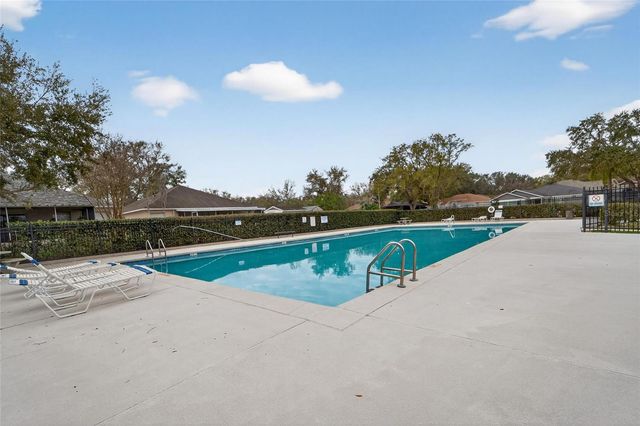 523 NAPA VALLEY CIRCLE, Valrico, FL 33594