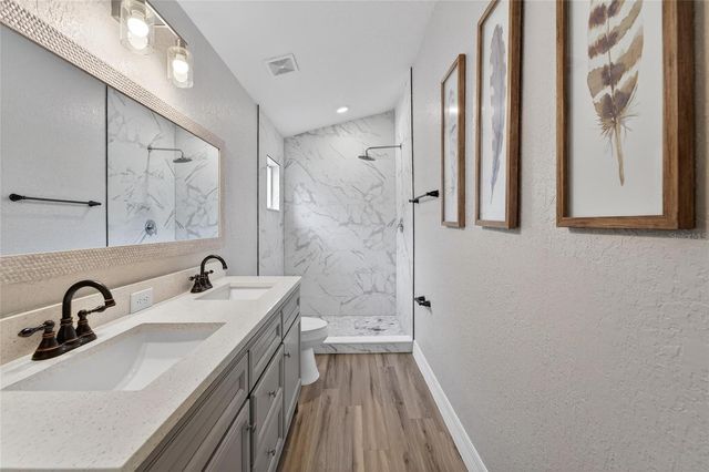 523 NAPA VALLEY CIRCLE, Valrico, FL 33594