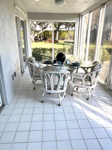 7372 Lake Meadow Way 101, Boynton Beach, FL 33437