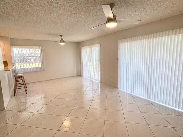 7372 Lake Meadow Way 101, Boynton Beach, FL 33437