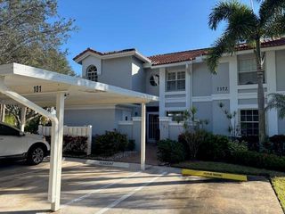 7372 Lake Meadow Way 101, Boynton Beach, FL 33437