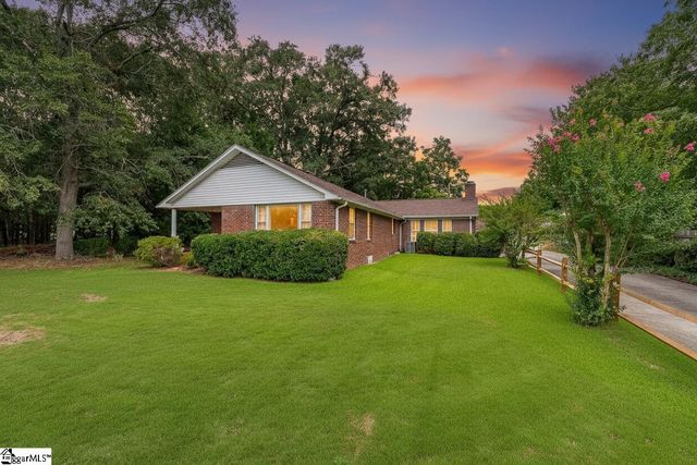 300 Old Petrie Road, Spartanburg, SC 29302