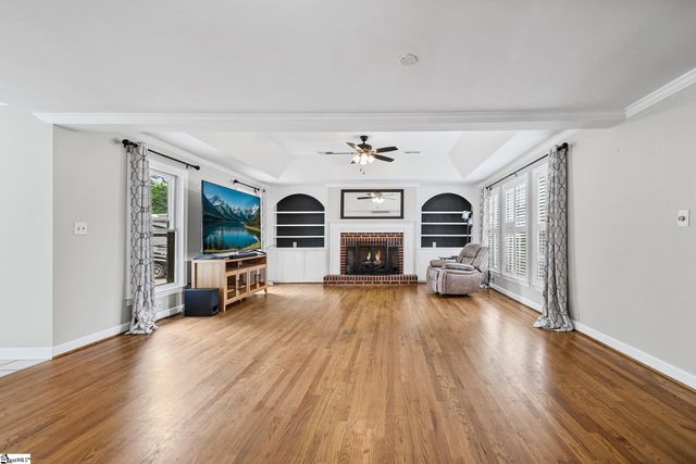 300 Old Petrie Road, Spartanburg, SC 29302