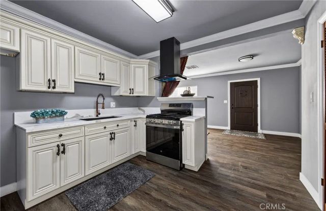 18206 Seville, Fontana, CA 92335