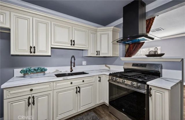 18206 Seville, Fontana, CA 92335