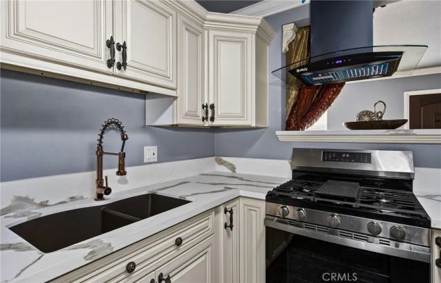 18206 Seville, Fontana, CA 92335