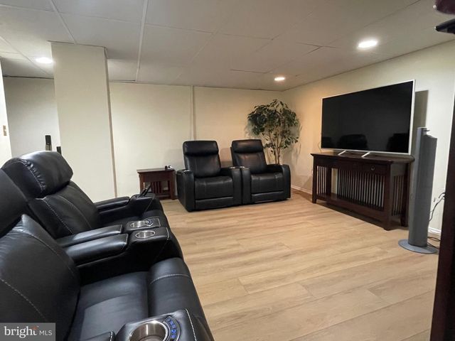 11007 PHILLIPS DR, Upper Marlboro, MD 20772