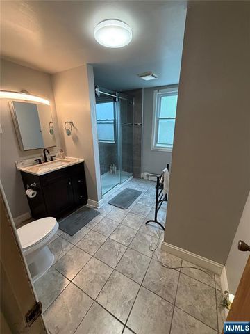 67 Chestnut Street, Rutherford, NJ 07070