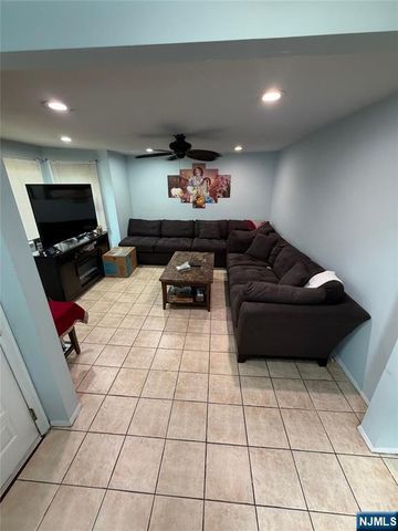 67 Chestnut Street, Rutherford, NJ 07070