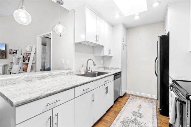 4210 Via Arbolada 307, Los Angeles, CA 90042