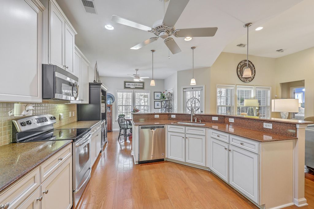 Image 17 of property listing at 5018 W Liberty Meadows Drive, Summerville, SC 29485
