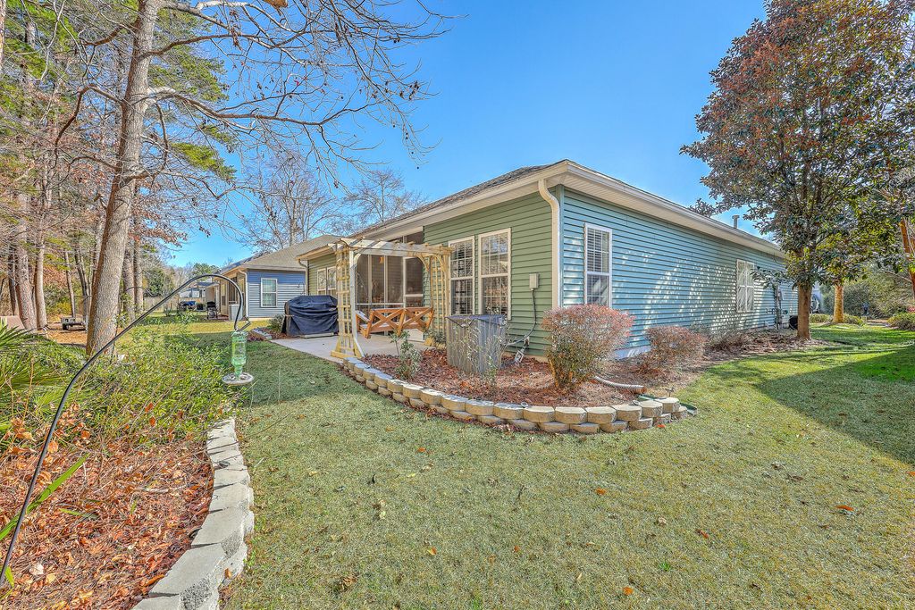 Image 33 of property listing at 5018 W Liberty Meadows Drive, Summerville, SC 29485