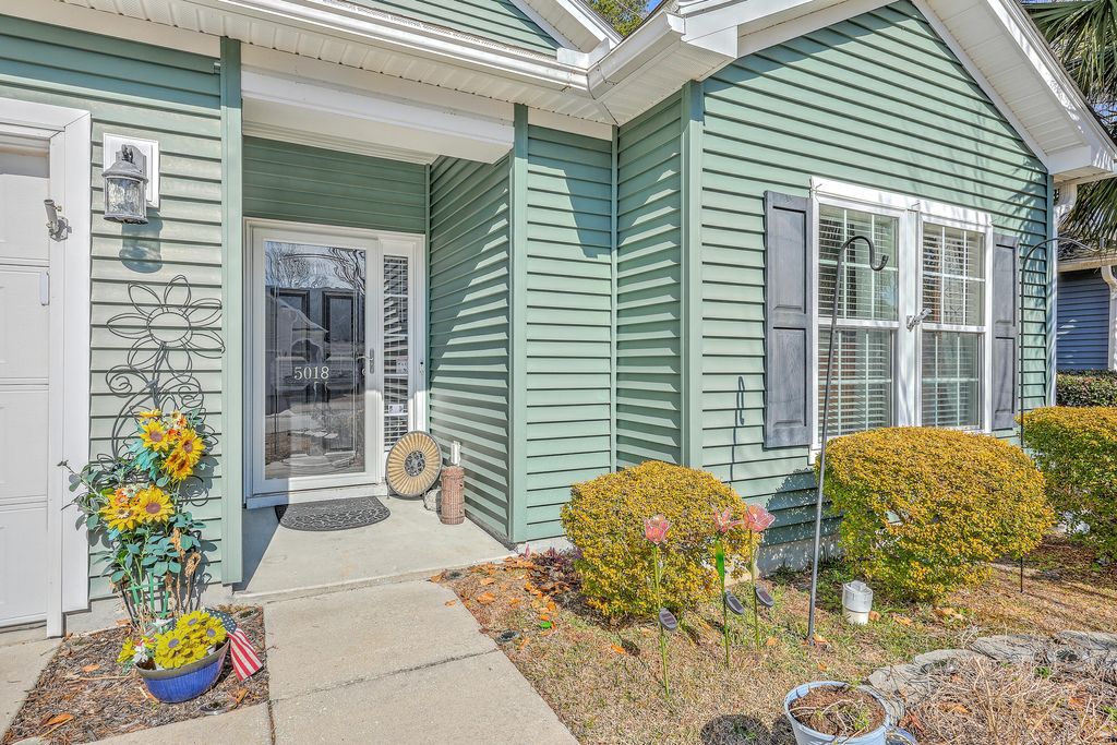 Image 5 of property listing at 5018 W Liberty Meadows Drive, Summerville, SC 29485