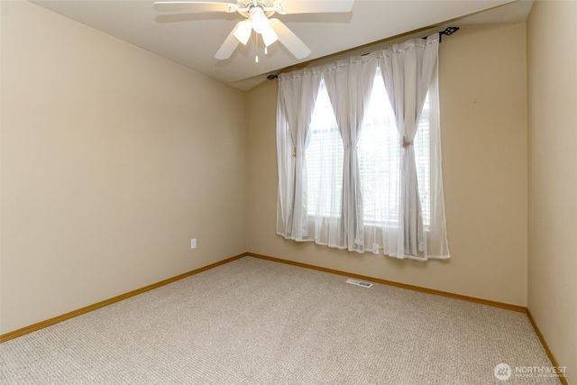 9621 148th Street Ct E, Puyallup, WA 98375