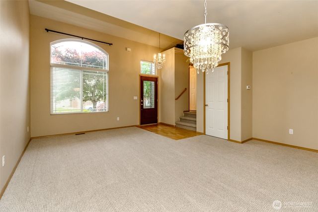 9621 148th Street Ct E, Puyallup, WA 98375